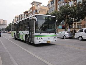 上海：沪太路打造鱼骨状公交线网