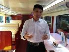 刘兴副总裁接受采访完美作业网有免费视频记者采访。