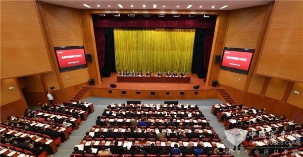 交通运输部：2020年公路水路投资1.8万亿