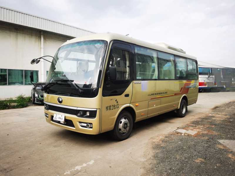 2023年9月 28座国六有公告封闭玻璃外摆门宇通D7旅游车