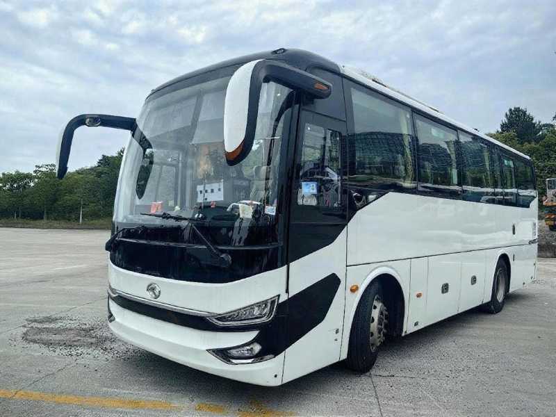 2023年12月上牌同款四台38座国六有公告大金龙6905气囊旅游车