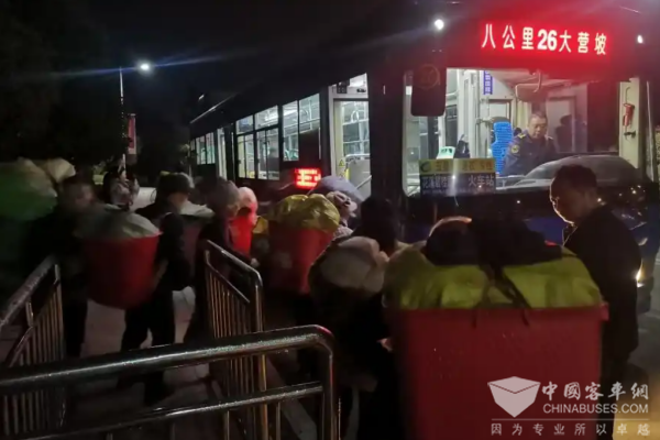 贵阳公交：今年已打造惠农公交专线27条！