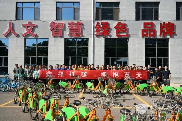 选择低碳 拥抱蓝天 太原公交共建清洁美丽城市