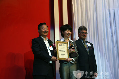 百路佳客车JXK6145荣获2010年度最佳舒适客车奖