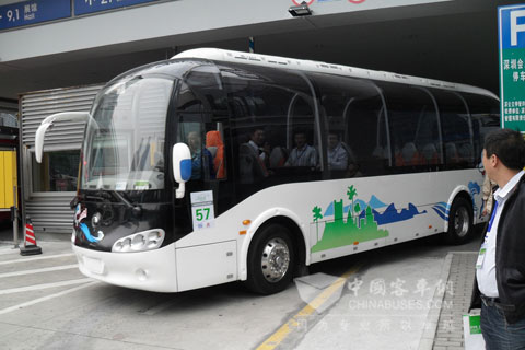 宇通10米纯电动景区观光车巡游