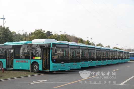 增程插电式城市客车(铜仁公交)