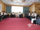 江汽集团董事长左延安热情接待中通客车到访人员 江汽集团董事长左延安热情接待中通客车到访人员