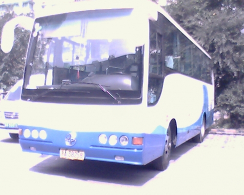 9成新亚奔便宜出售