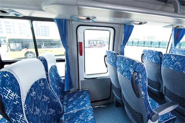 金旅XML6957J15Y客车（柴油国五24-40座）