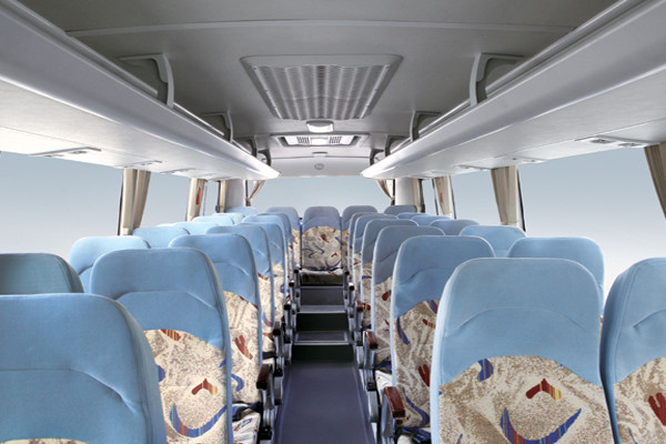 金旅XML6807J15Y客车（柴油国五24-34座）