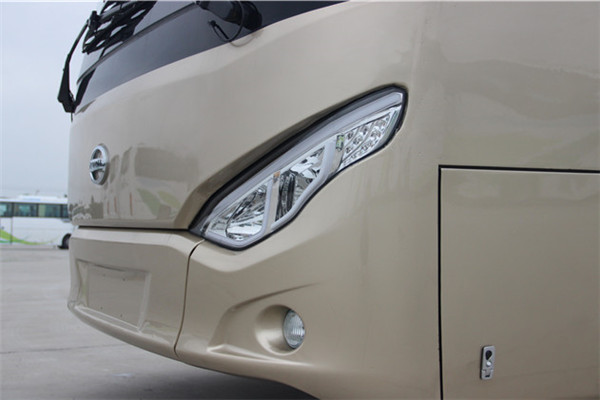南京金龙NJL6107BEV5客车（纯电动24-52座）