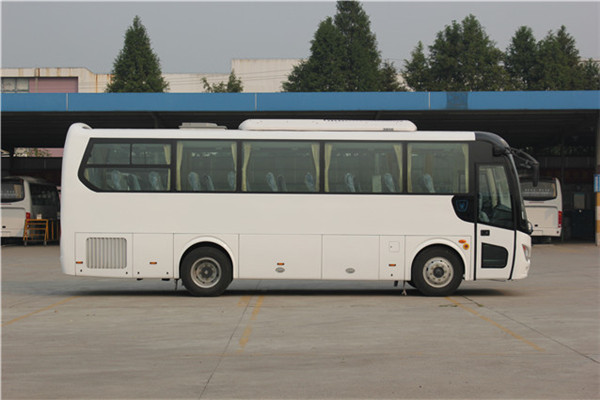 南京金龙NJL6107YA5客车（柴油国五24-55座）
