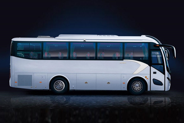 金龙XMQ6905AYBEVL客车（纯电动24-40座）