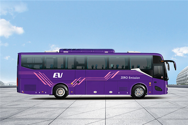 金龙XMQ6112AYD5T1客车（柴油国五24-52座）