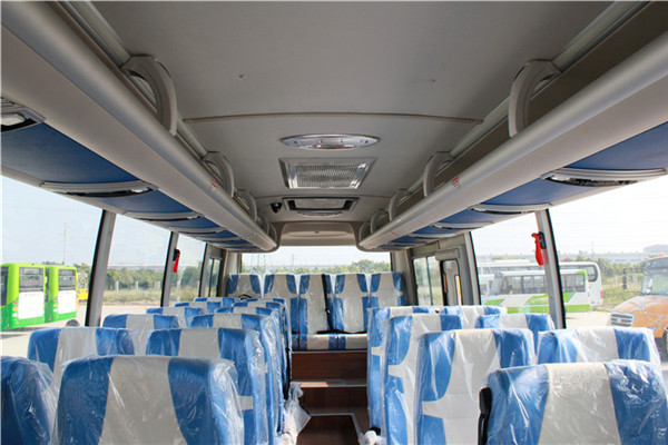 东风旅行车EQ6811CACBEV1公交车（纯电动24-36座）